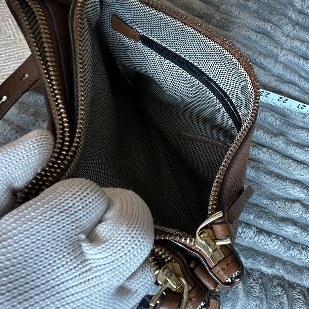 Vince Camuto Brown Pebble Leather Small Crossbody Bag - Picture 6 of 10